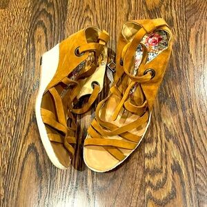 J Shoes 10 NWOT